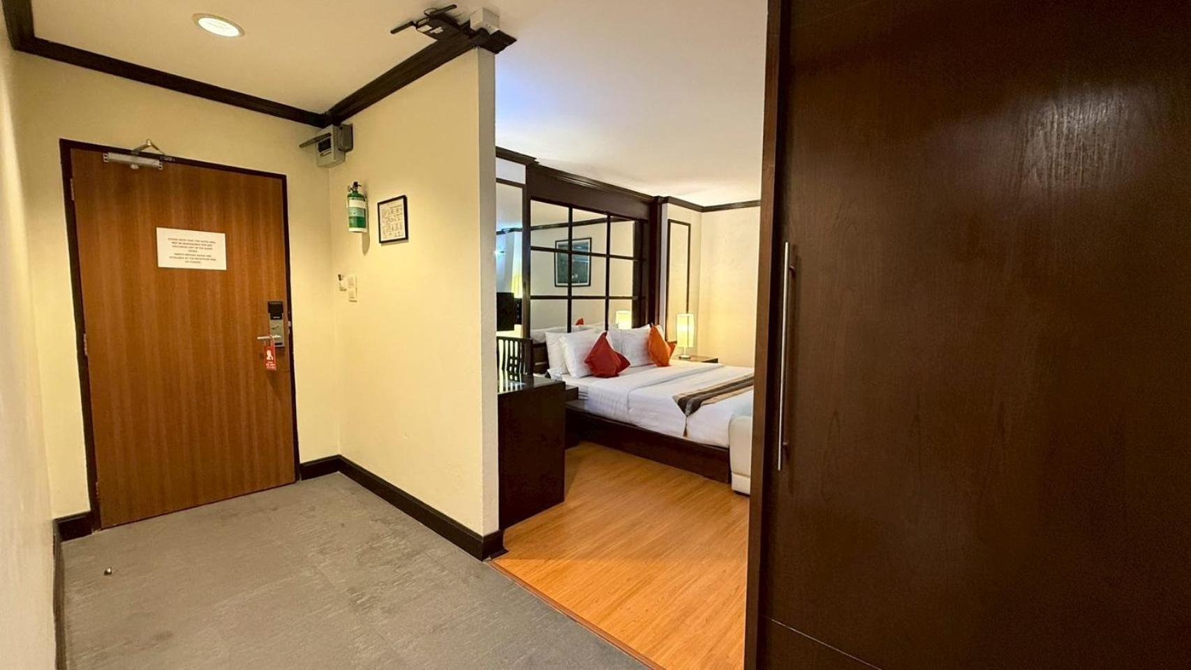 Grand Business Inn Bangkok Ngoại thất bức ảnh