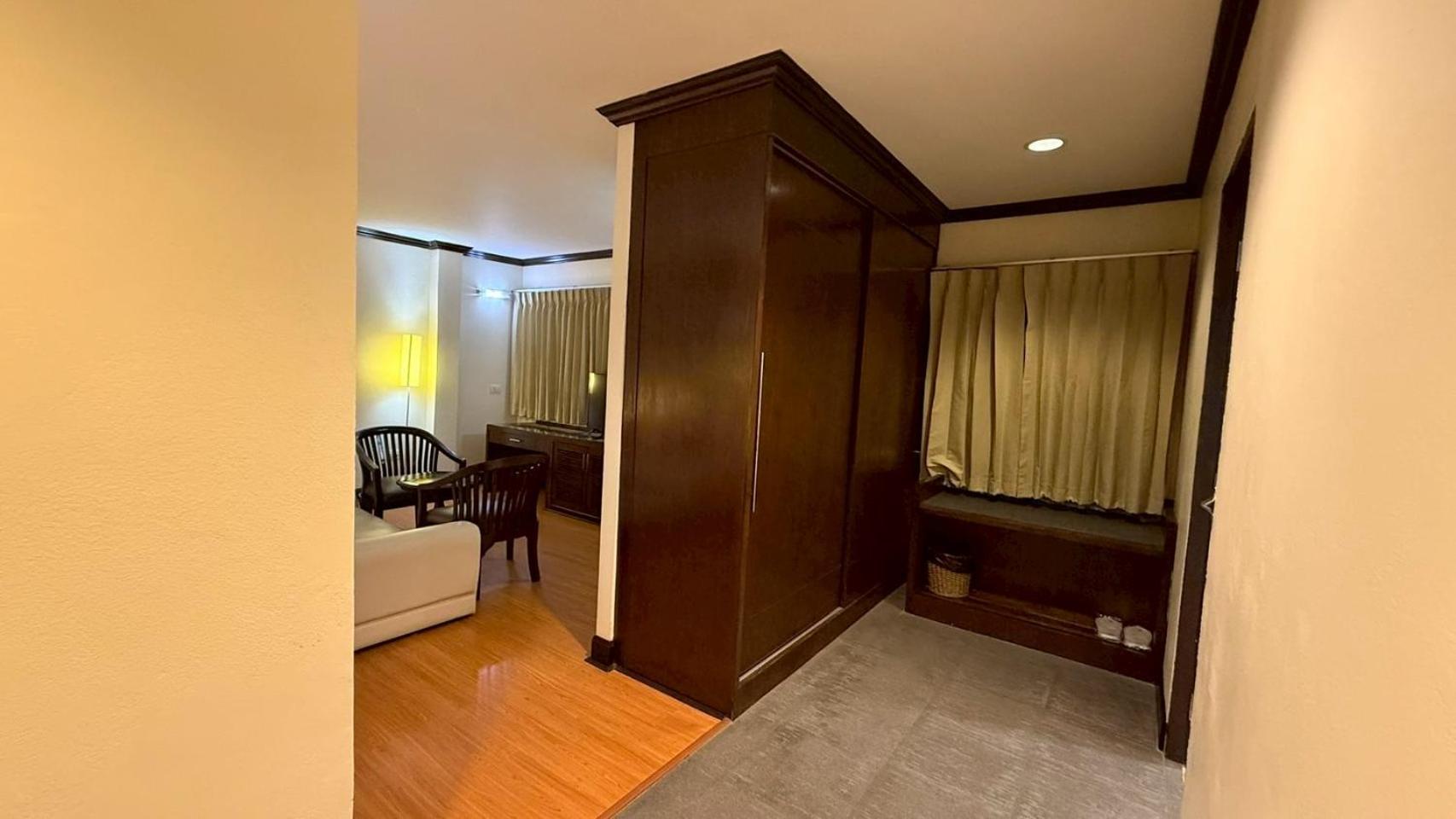 Grand Business Inn Bangkok Ngoại thất bức ảnh