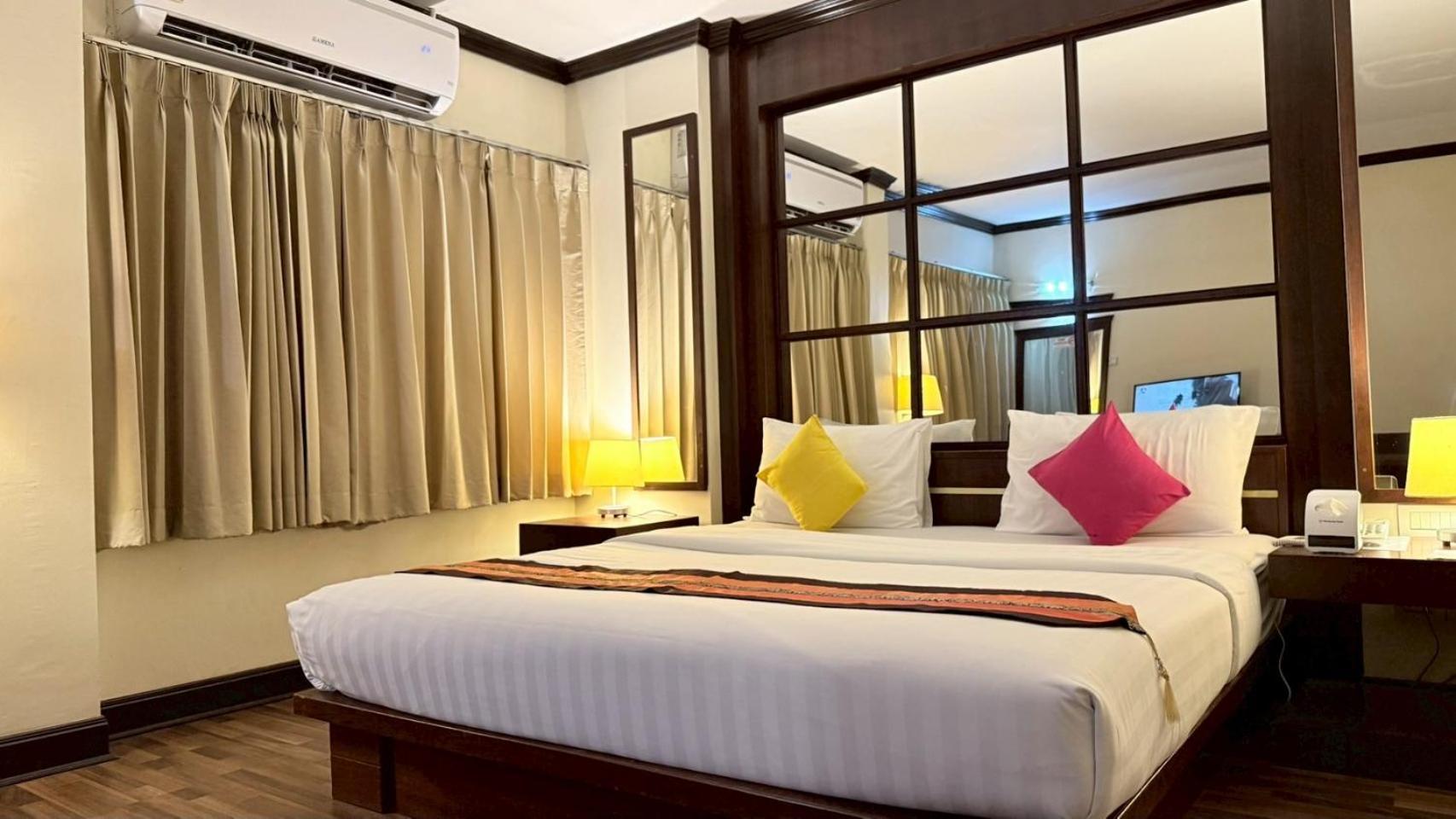 Grand Business Inn Bangkok Ngoại thất bức ảnh
